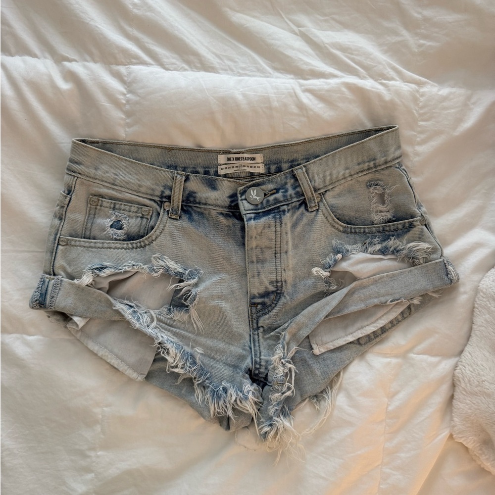Light Wash Distressed Denim Shorts - Women